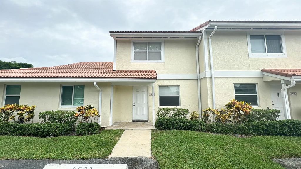 6437 Boca Circle, Boca Raton