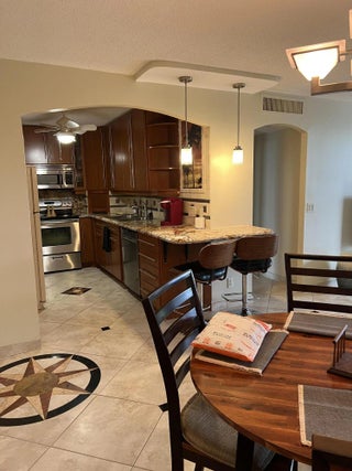 Photo of Listing #R11148399