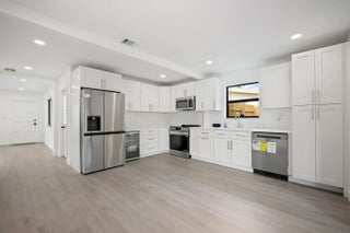 Photo of Listing #F10541645