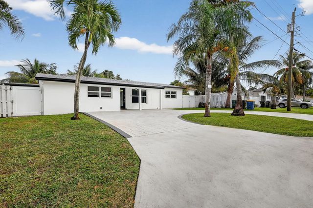 3 of 63 - 4540 Sw 28th Terrace, Dania Beach, FL