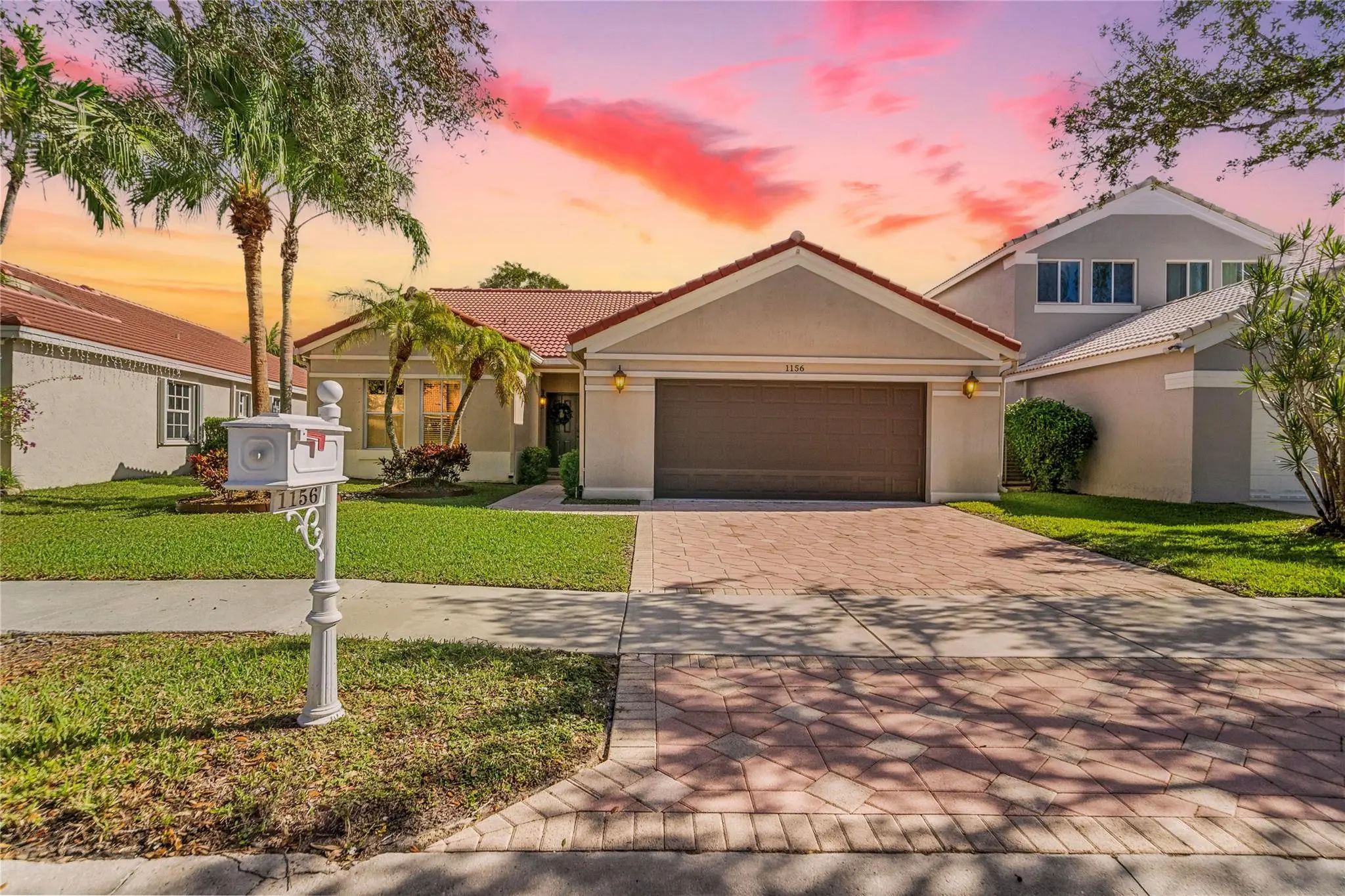 1156 Cedar Falls Drive, Weston