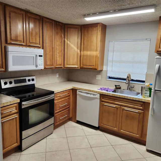 2 of 14 - 3634 Nw 95th Terrace #3634, Sunrise, FL