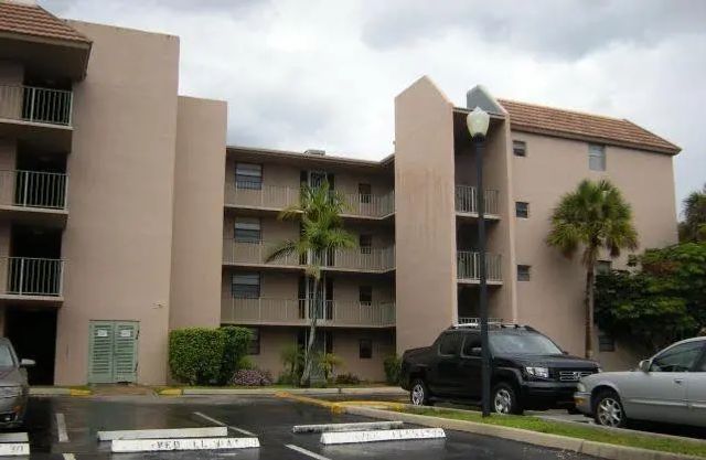 3 of 12 - 3100 N Pine Island Road #202, Sunrise, FL