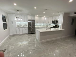 Photo of Listing #R11148538