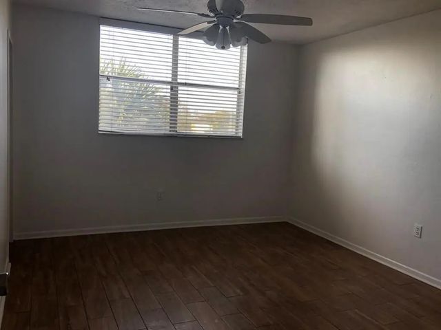 4 of 9 - 1800 Sw 81st Avenue #1304, North Lauderdale, FL