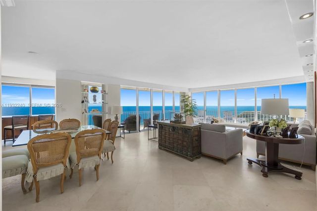 881 Ocean Drive #20a, Key Biscayne