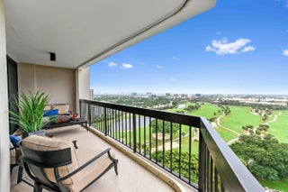 Photo of Listing #R11148721