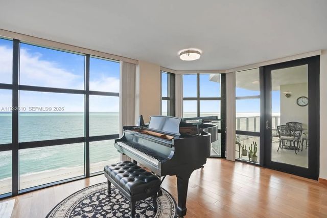 4 of 61 - 6423 Collins Avenue #1005, Miami Beach, FL