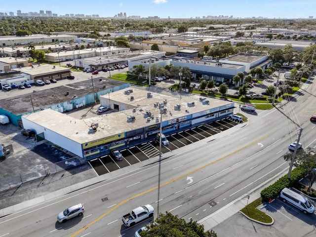 2 of 14 - 4800 N Dixie Highway, Oakland Park, FL
