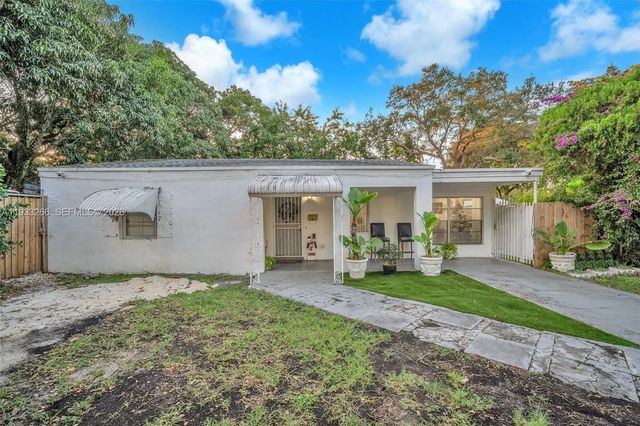3 of 21 - 14140 Ne 10th Avenue, North Miami, FL