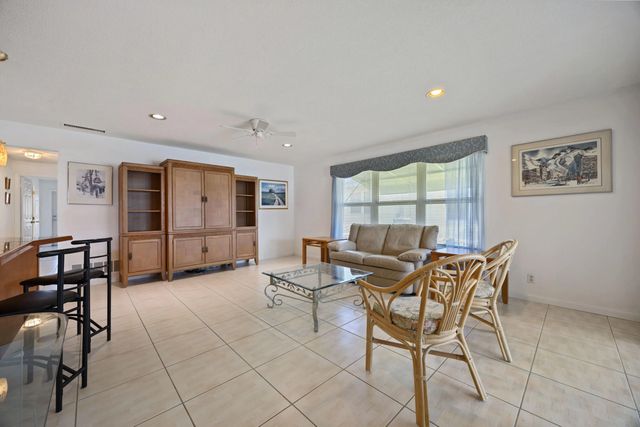 3 of 27 - 275 High Point Court #d, Boynton Beach, FL