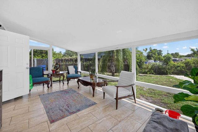 5 of 58 - 300 Sw 25th Avenue, Fort Lauderdale, FL