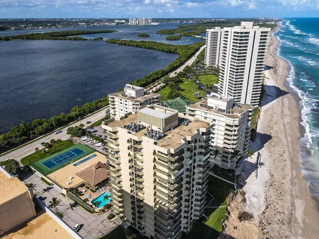 4 of 49 - 5460 N Ocean Drive #1d, Singer Island, FL