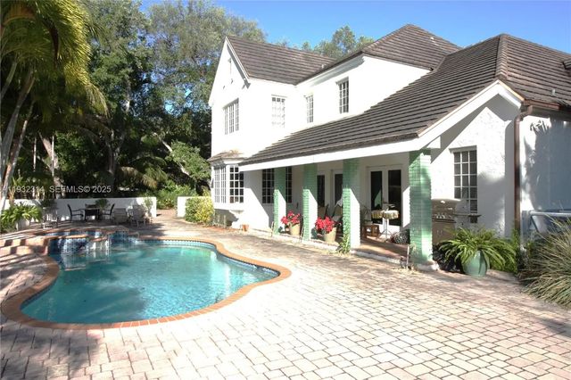 6750 Granada Boulevard, Coral Gables