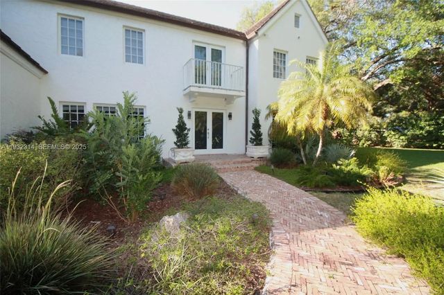 4 of 52 - 6750 Granada Boulevard, Coral Gables, FL