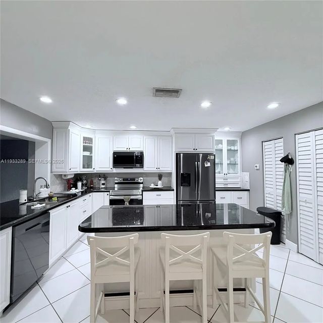 2 of 16 - 4341 Coral Springs Drive #1g, Coral Springs, FL