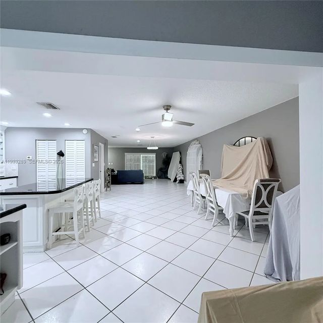 3 of 16 - 4341 Coral Springs Drive #1g, Coral Springs, FL