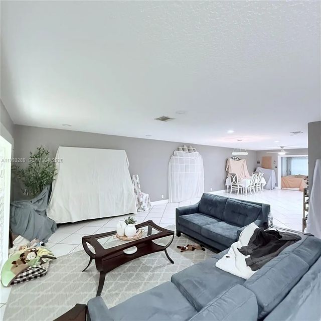 4 of 16 - 4341 Coral Springs Drive #1g, Coral Springs, FL