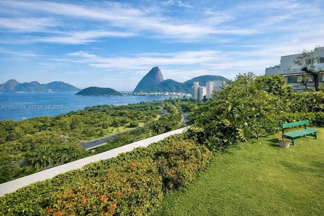 284 Praia Do Flamengo, #ph, 