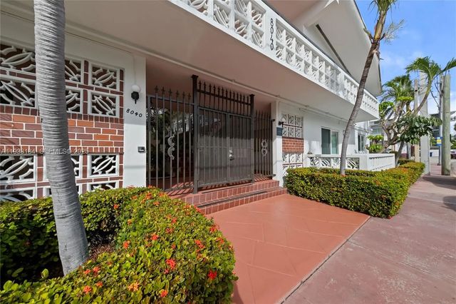 2 of 29 - 8040 Tatum Waterway Drive #11, Miami Beach, FL