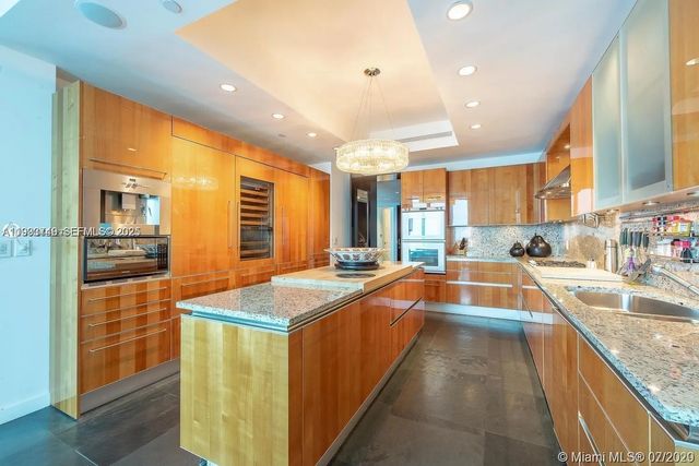 4 of 18 - 16051 Collins Avenue #1503, Sunny Isles Beach, FL