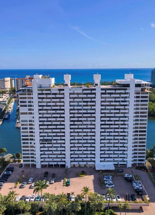 2 of 75 - 936 Intracoastal Drive #21d, Fort Lauderdale, FL