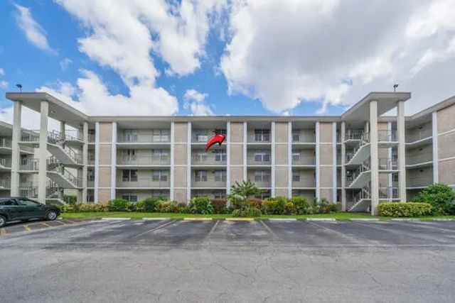 2 of 18 - 2998 Nw 48th Terrace #434, Lauderdale Lakes, FL