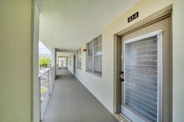 4 of 18 - 2998 Nw 48th Terrace #434, Lauderdale Lakes, FL