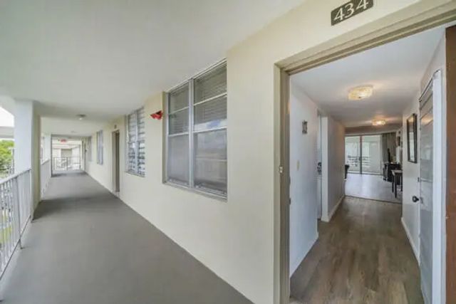 5 of 18 - 2998 Nw 48th Terrace #434, Lauderdale Lakes, FL
