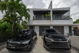 Photo of Listing #F10542081