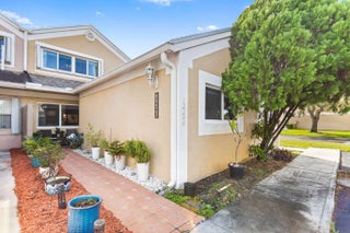 Photo of Listing #F10542079