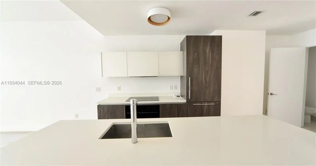 5 of 18 - 480 Ne 31st Street #3405, Miami, FL