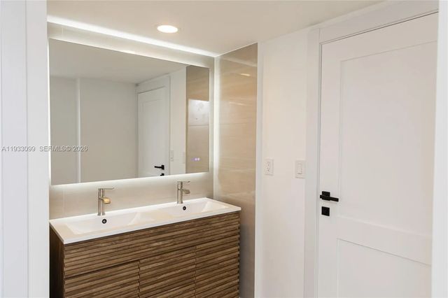 5 of 56 - 3625 N Country Club Drive #309, Aventura, FL