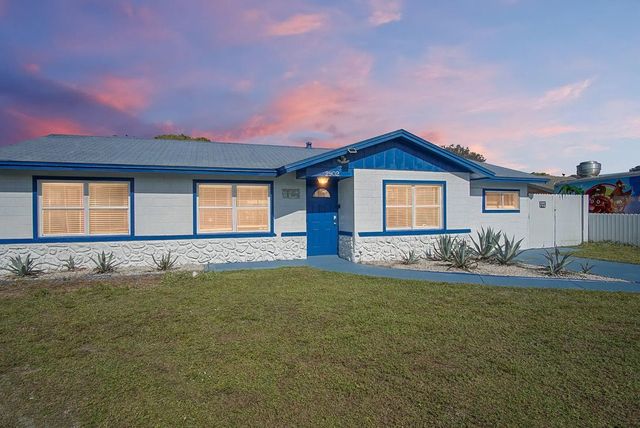 2902 Essex Drive, Fort Pierce