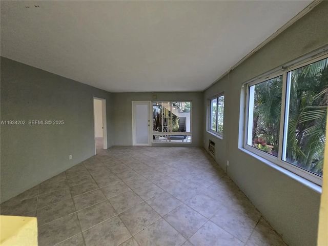 3 of 25 - 3201 Se 12th Street #b3, Pompano Beach, FL