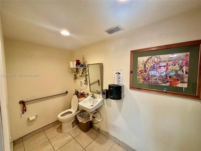 4 of 12 - 10393 Sw 186th Street #1h, Cutler Bay, FL