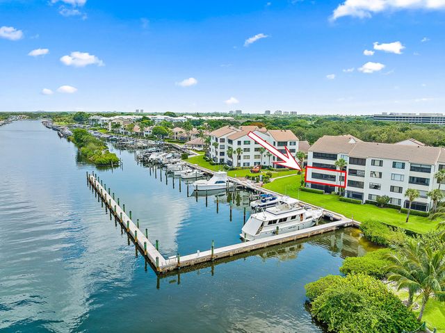 2 of 31 - 926 Oak Harbour Drive, Juno Beach, FL