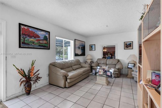 5 of 37 - 5931 Sw 14th Street, West Miami, FL