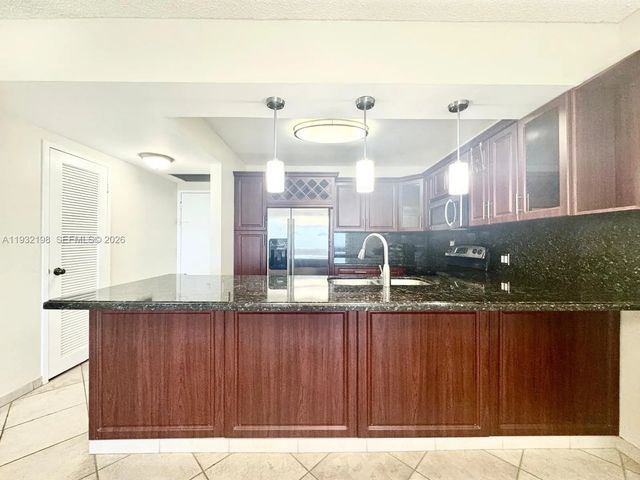3 of 29 - 3725 S Ocean Drive #508 (available), Hollywood, FL