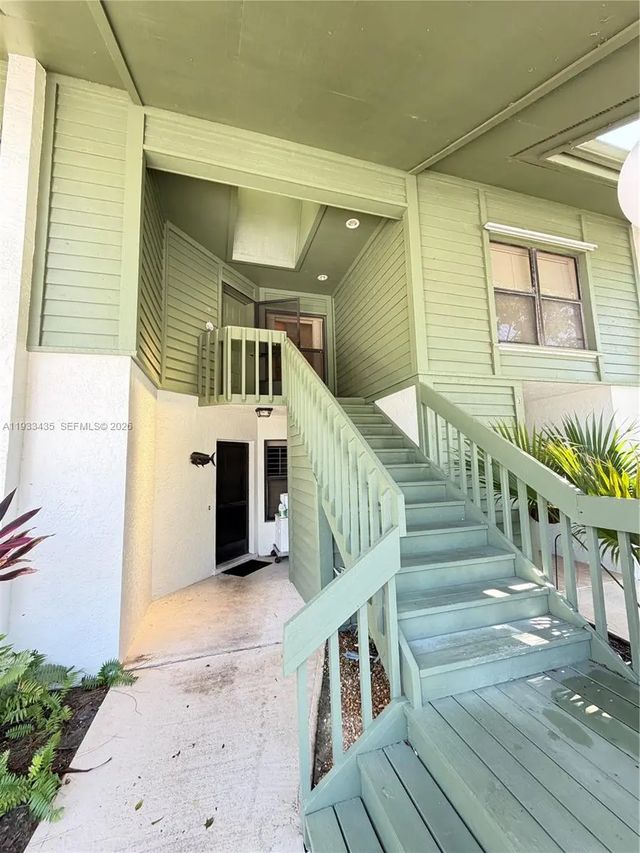 3 of 39 - 5200 Se Seascape Way #201, Stuart, FL