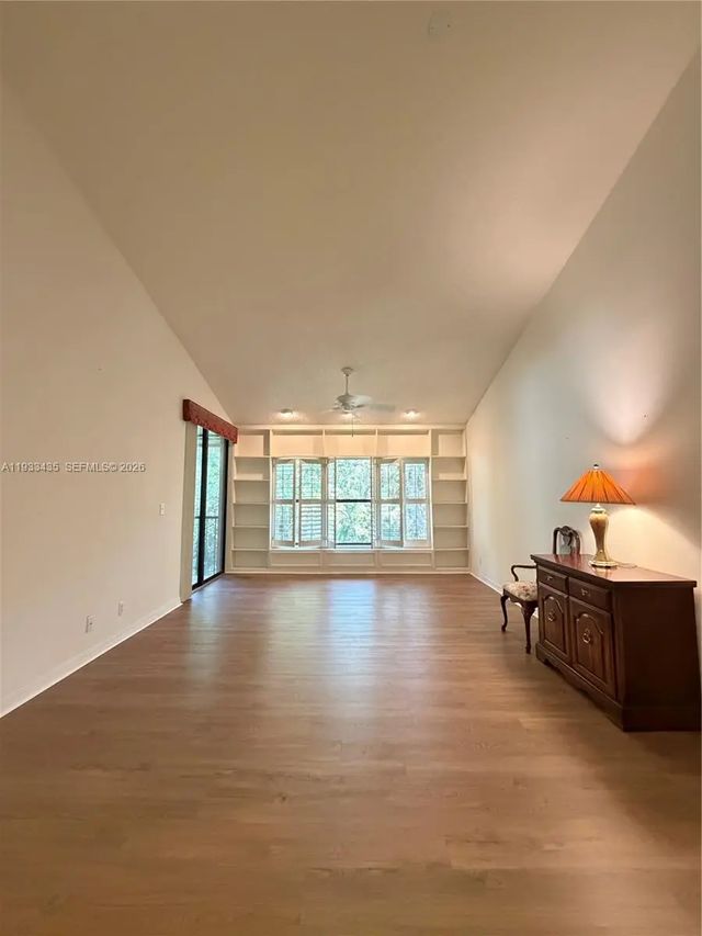 4 of 39 - 5200 Se Seascape Way #201, Stuart, FL
