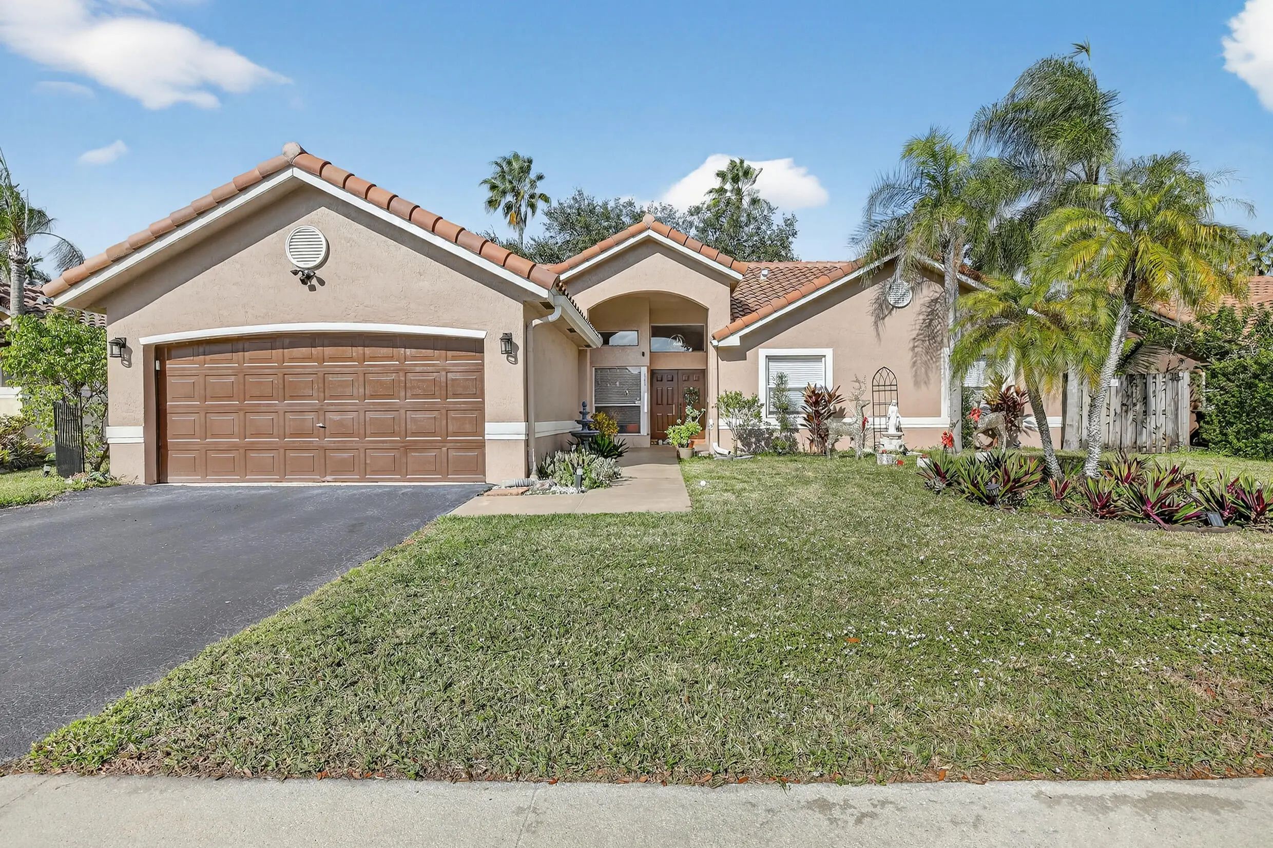 12623 Sw 8th Court, Davie