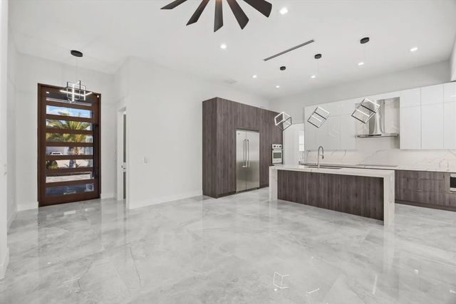 5 of 50 - 3291 Se West Snow Road, Port St. Lucie, FL