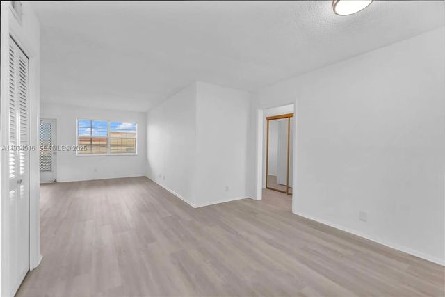 1280 Nw 43rd Avenue #302, Lauderhill