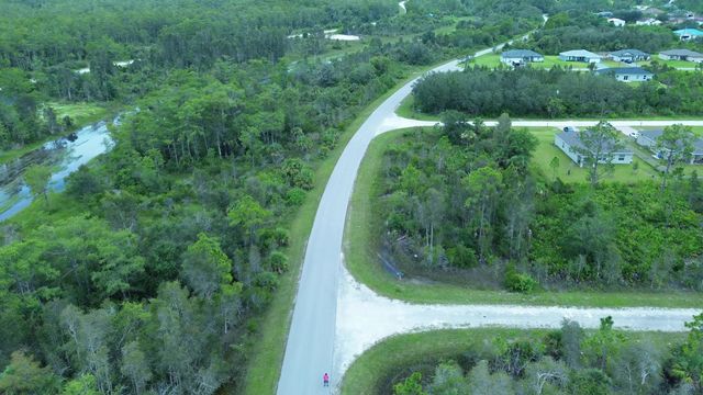 5 of 6 - 482 Westchester Drive, Lehigh Acres, FL