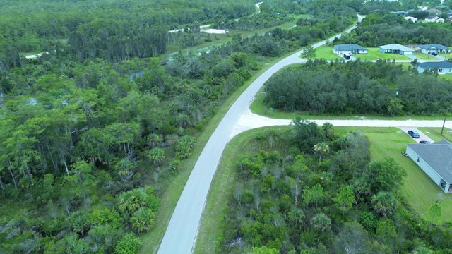 2 of 5 - 486 Westchester Drive, Lehigh Acres, FL