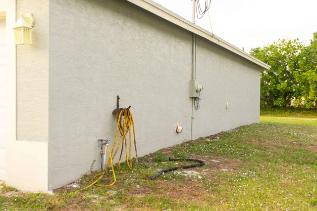3 of 16 - 2325 Se Calcutta Circle, Port St. Lucie, FL