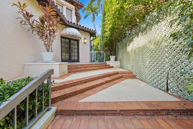 265 Everglade Avenue, Palm Beach