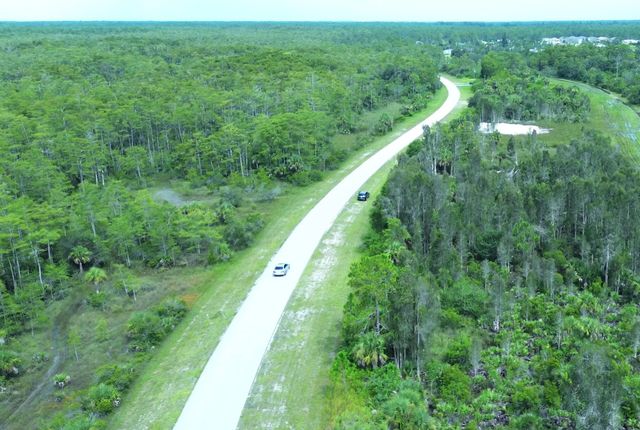 483 Greenbriar Boulevard, Lehigh Acres