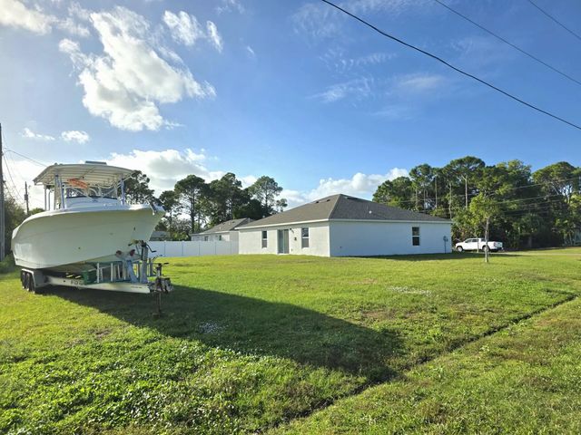 4 of 43 - 2772 Se Garfield Avenue, Port St. Lucie, FL